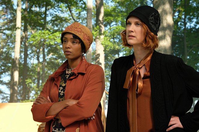 Frankie Drake Mysteries - Summer in the City - Photos - Chantel Riley, Lauren Lee Smith