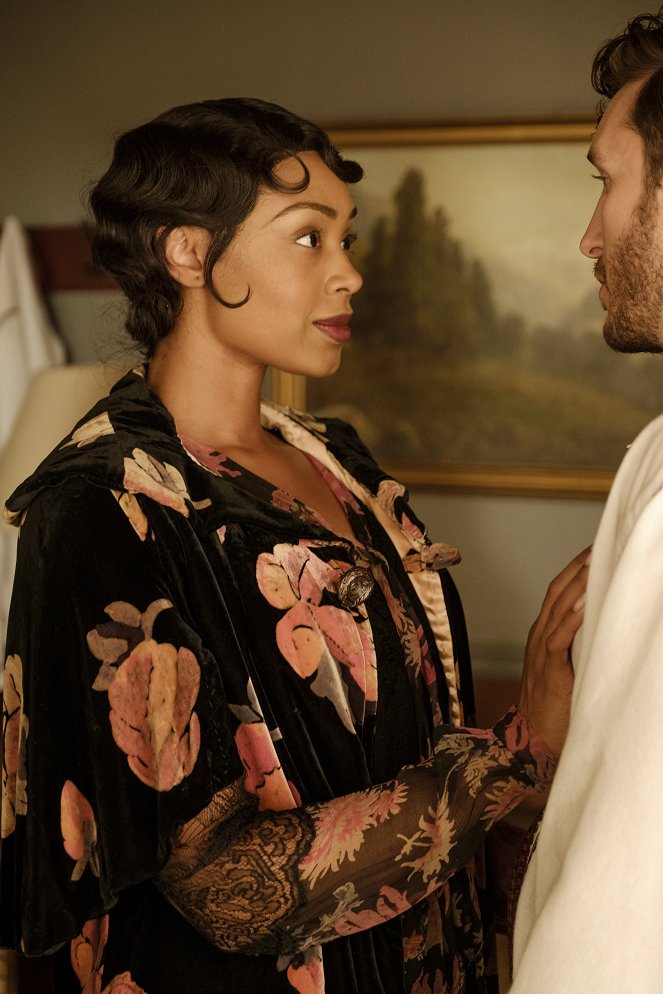 Frankie Drake Mysteries - Anastasia - Photos - Chantel Riley