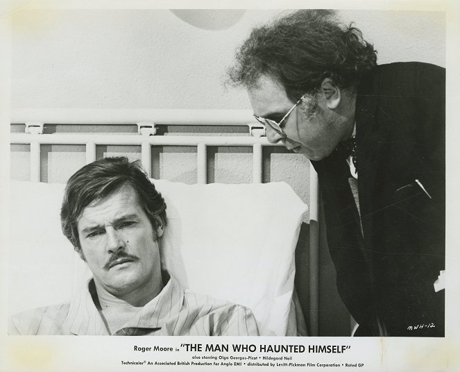 The Man Who Haunted Himself - Lobby karty - Roger Moore, Freddie Jones