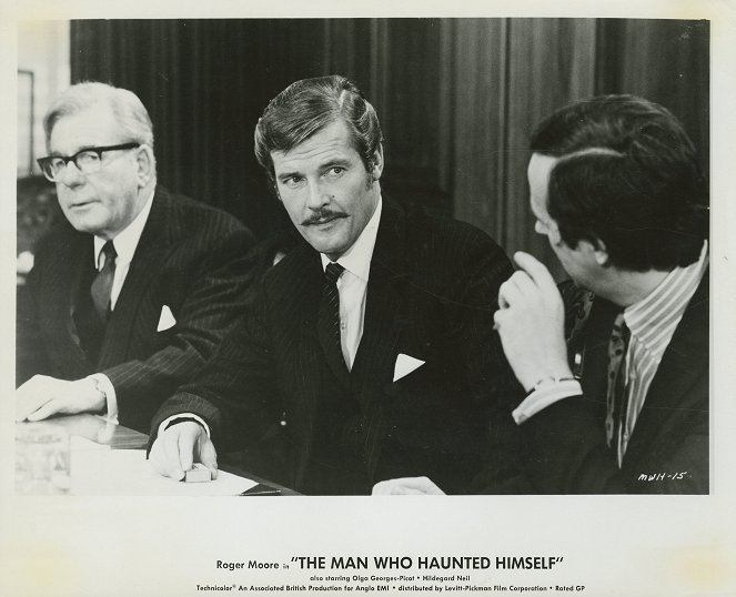 La Seconde Mort d'Harold Pelham - Cartes de lobby - Roger Moore