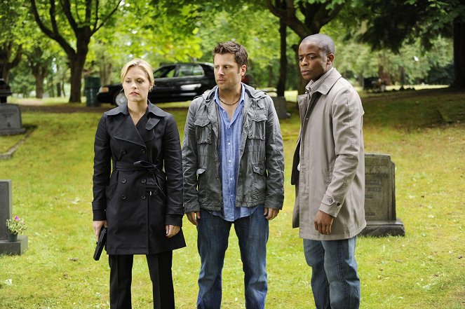 Psych - Season 4 - Shawn Gets the Yips - Photos - Maggie Lawson, James Roday Rodriguez, Dulé Hill