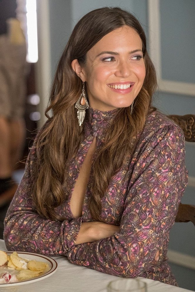 This Is Us - Katie Girls - Photos - Mandy Moore