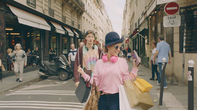 Find Me in Paris - Rendez-vous à Paris - De la película - Castle Rock, Jessica Lord
