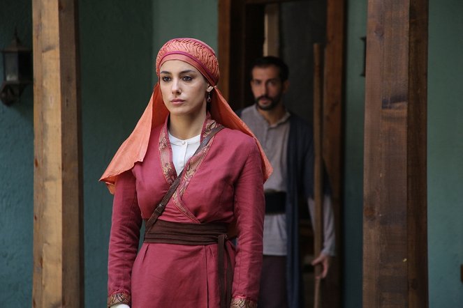 Mehmetçik Kut’ül Amare - Episode 1 - Film - Cansu Tosun