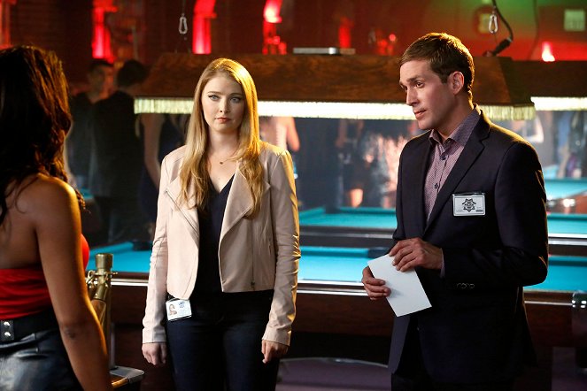 CSI: Kryminalne zagadki Las Vegas - Season 15 - Podwójna śmierć - Z filmu - Elisabeth Harnois, Eric Szmanda