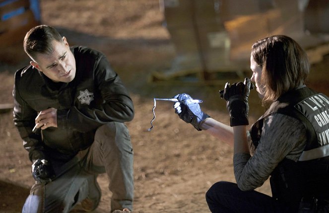 CSI: Crime Scene Investigation - Season 15 - Merchants of Menace - Photos - George Eads