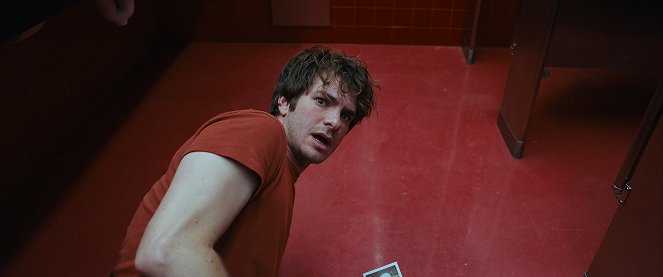 Under the Silver Lake - Photos - Andrew Garfield