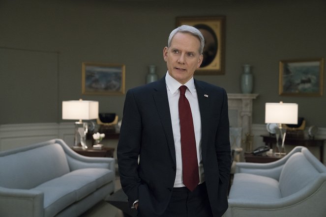 House of Cards - Chapter 66 - Photos - Campbell Scott