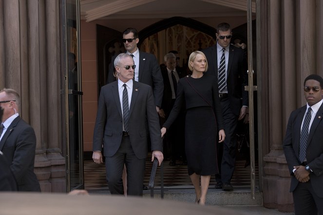 House of Cards - Chapter 69 - Photos - Robin Wright