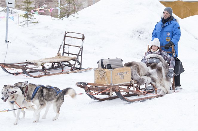 Love in Lapland - Photos - Julie De Bona, Tomer Sisley