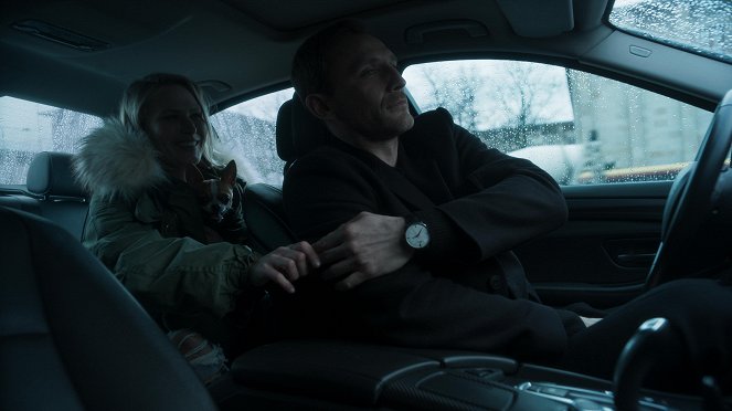 Oslněni světlem - Epizoda 2 - Z filmu - Agnieszka Żulewska, Kamil Nożyński