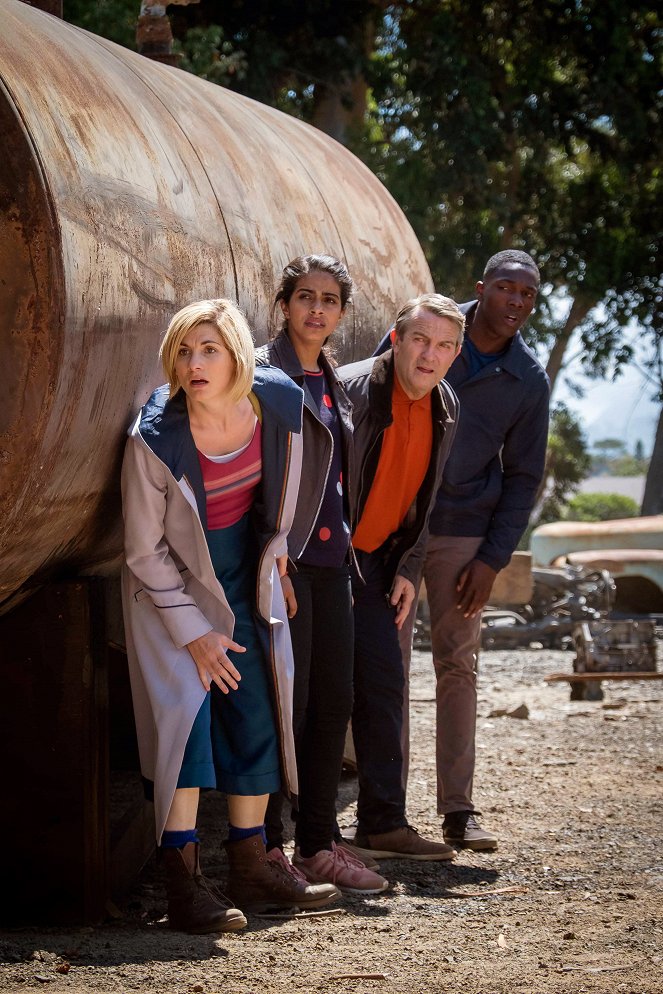 Doctor Who - Season 11 - Rosa - Photos - Jodie Whittaker, Mandip Gill, Bradley Walsh, Tosin Cole