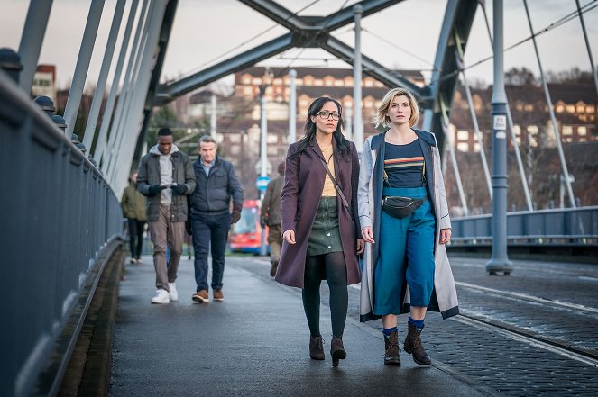 Doctor Who - Arachnids in the UK - Photos - Tosin Cole, Bradley Walsh, Tanya Fear, Jodie Whittaker