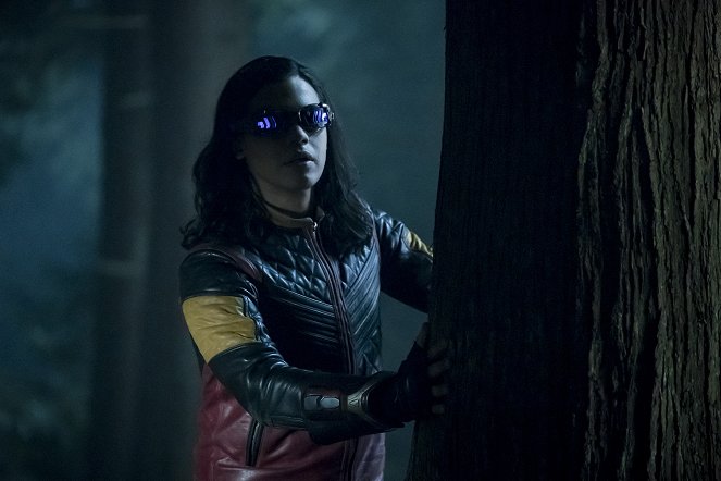 The Flash - The Death of Vibe - Photos - Carlos Valdes