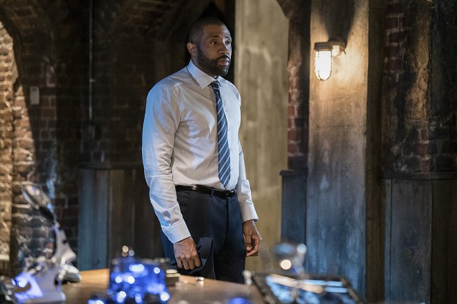 Black Lightning - The Book of Consequences: Chapter Two: Black Jesus Blues - Photos - Cress Williams