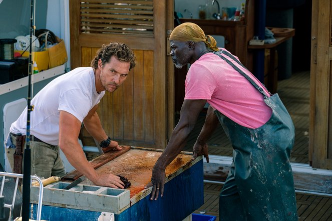 Ticho před bouří - Z filmu - Matthew McConaughey, Djimon Hounsou
