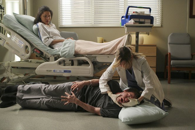 Grey's Anatomy - Freedom: Part 2 - Van film - Jurnee Smollett, Ellen Pompeo