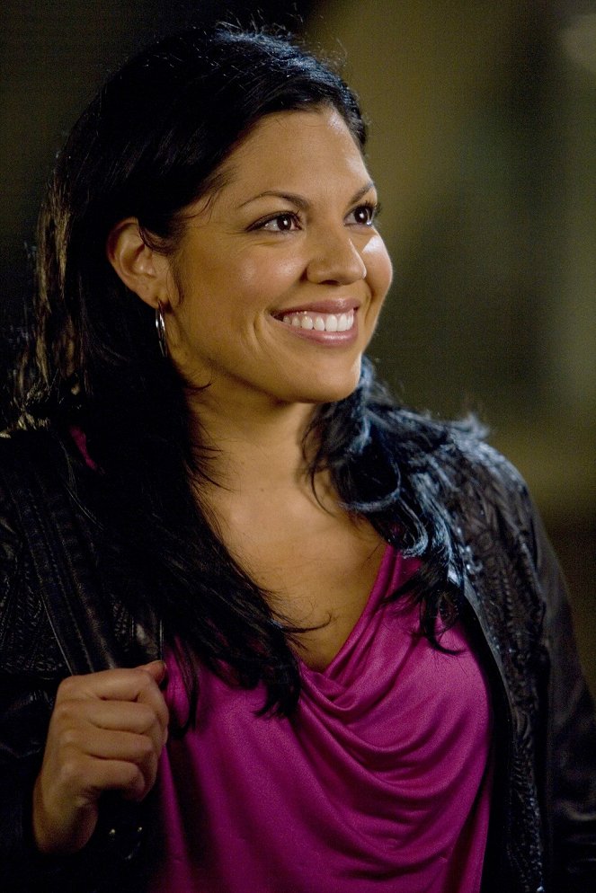 Anatomía de Grey - Season 4 - Freedom: Part 2 - De la película - Sara Ramirez