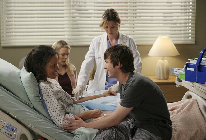 Grey's Anatomy - Freedom: Part 2 - Van film - Jurnee Smollett, Ellen Pompeo