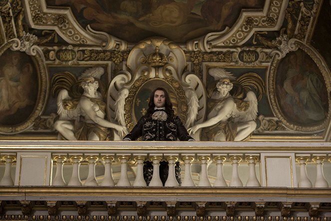 Versailles - La Roue de la fortune - Film - George Blagden