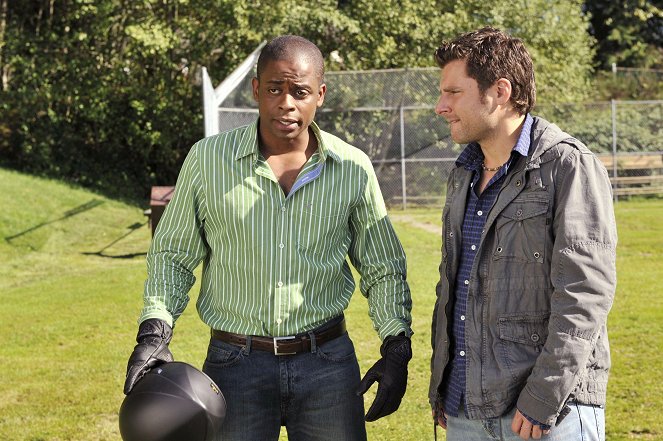 Psych - Season 4 - Thrill Seekers and Hell Raisers - Photos - Dulé Hill, James Roday Rodriguez