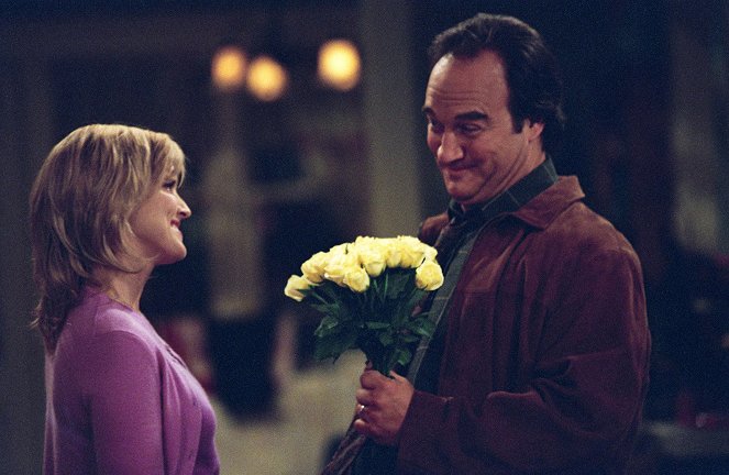 Immer wieder Jim - Season 2 - Sex in der Öffentlichkeit - Filmfotos - Courtney Thorne-Smith, Jim Belushi