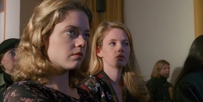 The X-Files - Ames damnées - Film - Lisa Robin Kelly, Wendy Benson-Landes