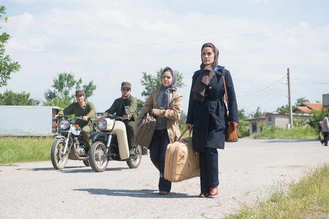 Septembers of Shiraz - Van film - Salma Hayek