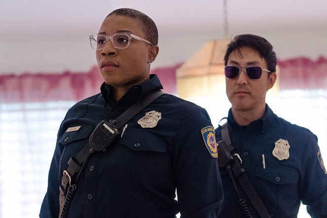 Záchranáři L. A. - Úplně nové já - Z filmu - Aisha Hinds, Kenneth Choi