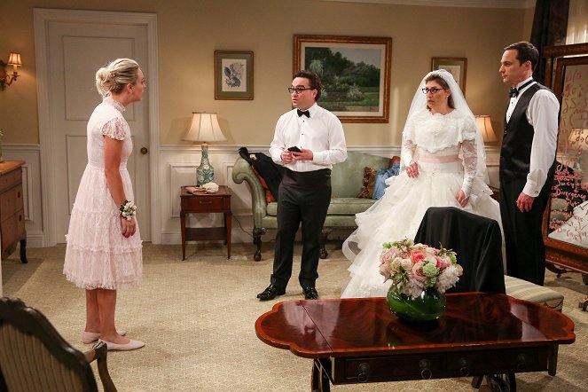 The Big Bang Theory - Season 11 - Filmfotos - Kaley Cuoco, Johnny Galecki, Mayim Bialik, Jim Parsons