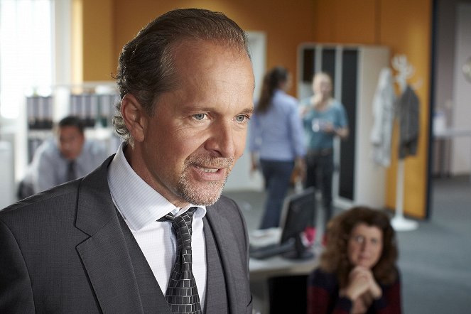 Sekretärinnen - Überleben von 9 bis 5 - Season 1 - Einer von uns - Filmfotók - Jochen Horst