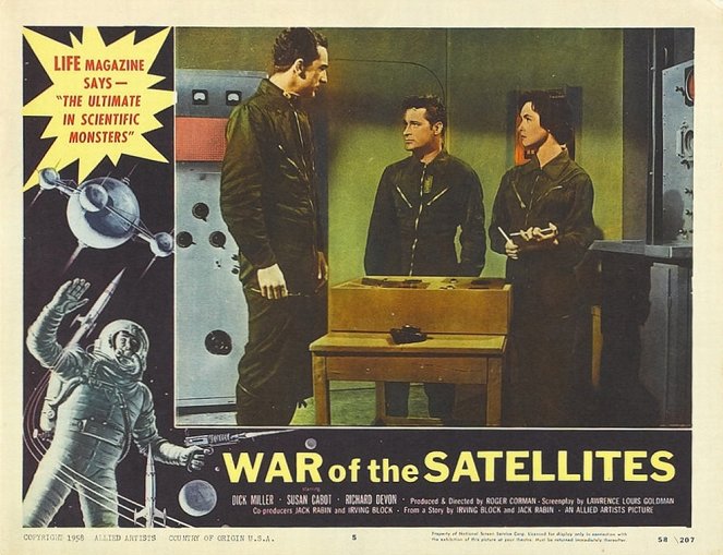 War of the Satellites - Lobby Cards - Richard Devon, Dick Miller, Susan Cabot