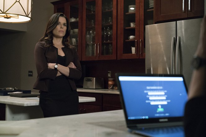House of Cards - Season 5 - Chapter 65 - Photos - Neve Campbell