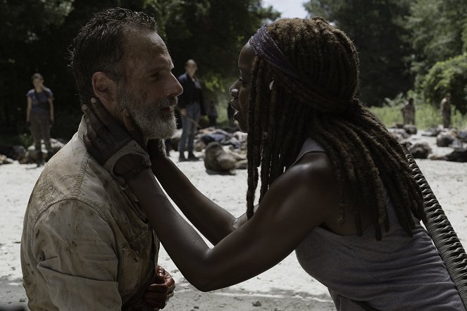 The Walking Dead - What Comes After - Photos - Andrew Lincoln, Danai Gurira