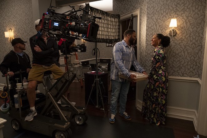 Black-ish - Season 5 - Scarred for Life - Making of - Anthony Anderson, Tracee Ellis Ross