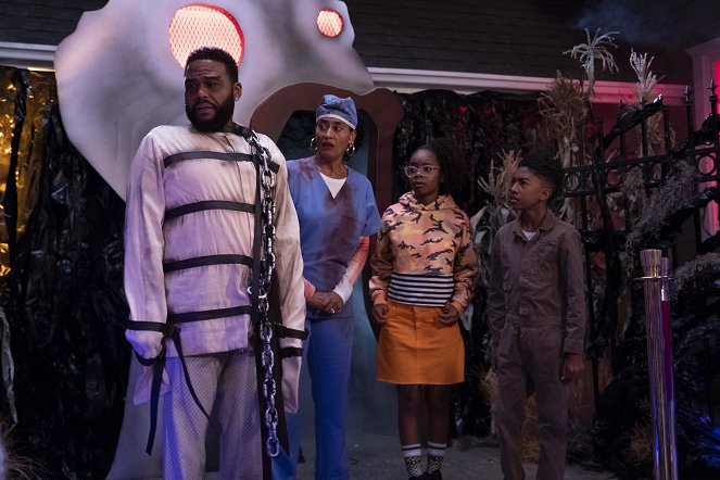 Black-ish - Season 5 - Scarred for Life - Photos - Anthony Anderson, Tracee Ellis Ross, Marsai Martin, Miles Brown