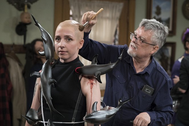 The Conners - Season 1 - There Won't Be Blood - Making of - Alicia Goranson