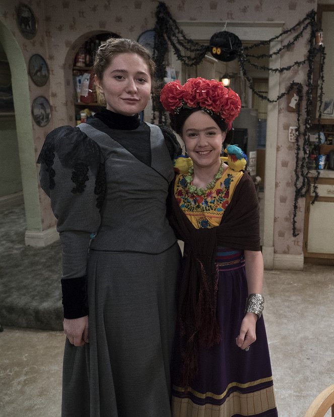 The Conners - There Won't Be Blood - Del rodaje - Emma Kenney, Ames McNamara