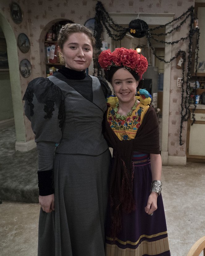 The Conners - Season 1 - There Won't Be Blood - Z nakrúcania - Emma Kenney, Ames McNamara