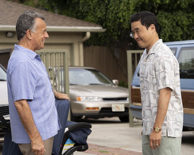 Ray Wise, Randall Park