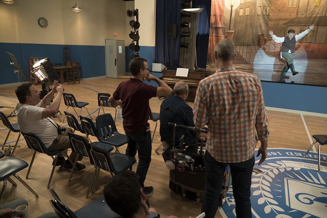 Die Goldbergs - Season 6 - Beverly lernt loszulassen - Dreharbeiten - Jeff Garlin, James Garlin
