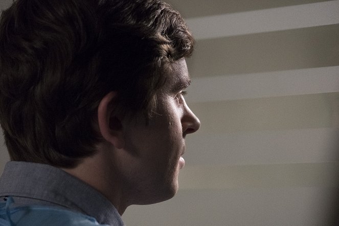 The Good Doctor - 36 Hours - Photos - Freddie Highmore