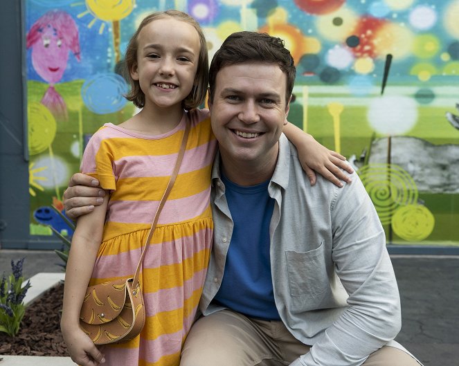 Single Parents - Season 1 - Sleepover Ready - Forgatási fotók - Marlow Barkley, Taran Killam