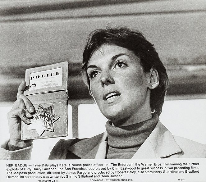 The Enforcer - Lobby Cards - Tyne Daly