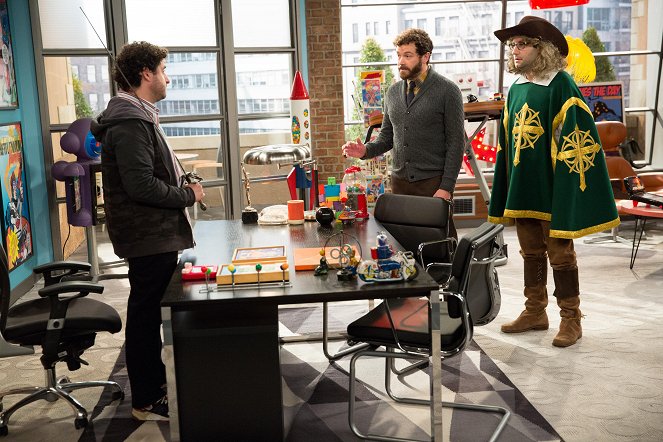 Men at Work - Season 3 - Holy New Boss! - Photos - David Krumholtz, Danny Masterson, Adam Busch