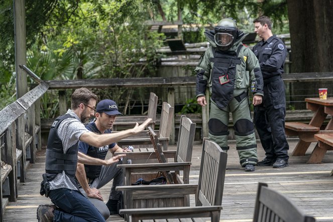 NCIS: New Orleans - Sheepdogs - Tournage - Rob Kerkovich, Lucas Black