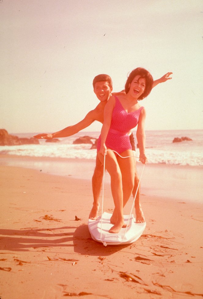 Bikini Beach - Filmfotos - Frankie Avalon, Annette Funicello