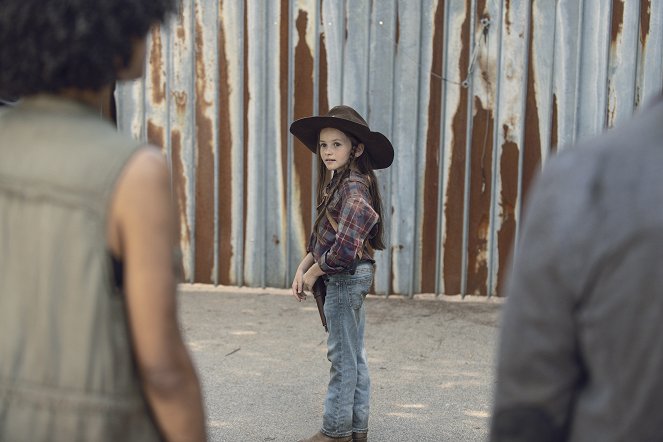 The Walking Dead - Kik vagyunk most? - Filmfotók - Cailey Fleming