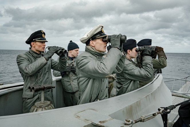 A tengeralattjáró - Season 1 - Filmfotók - August Wittgenstein, Leonard Kunz, Rick Okon