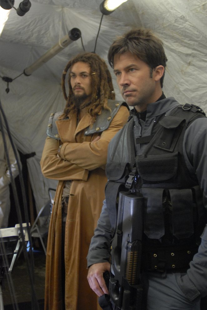 Stargate: Atlantis - Season 3 - No Man's Land - De la película